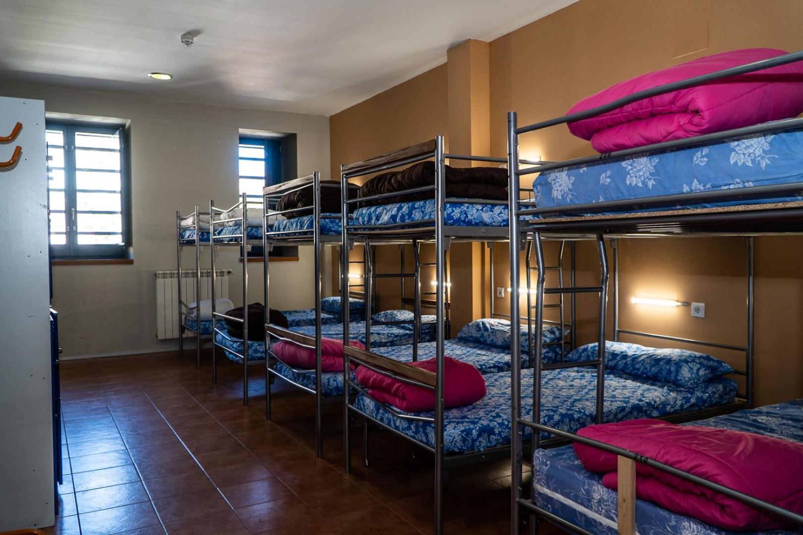 Albergue De Cuéllar الغرفة الصورة